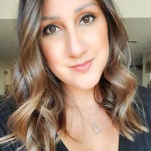 Meet your Posher, Andrea